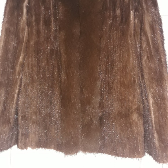 Fur jacket - Picture 2 of 2